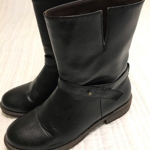 Gap black moto boots.  Sz 7.